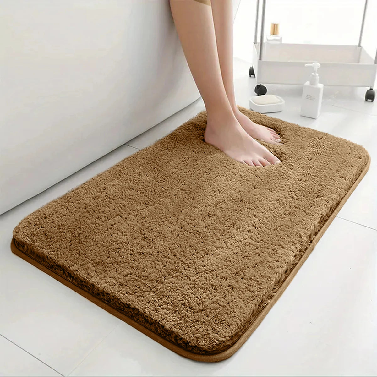 Soft absorbent non-slip bathroom mat - quick dry rug