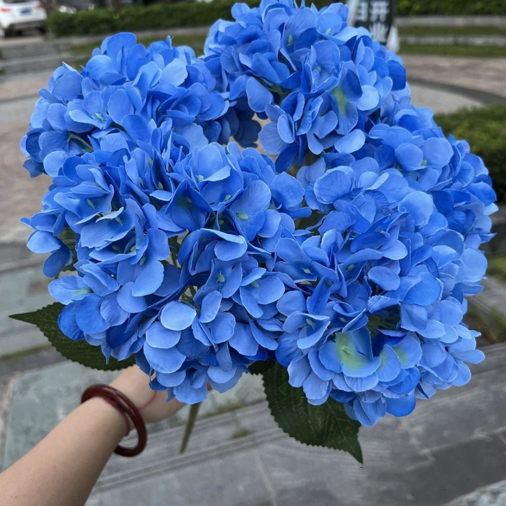 Artificial hydrangea flower bouquet - 5 heads decorative faux flowers