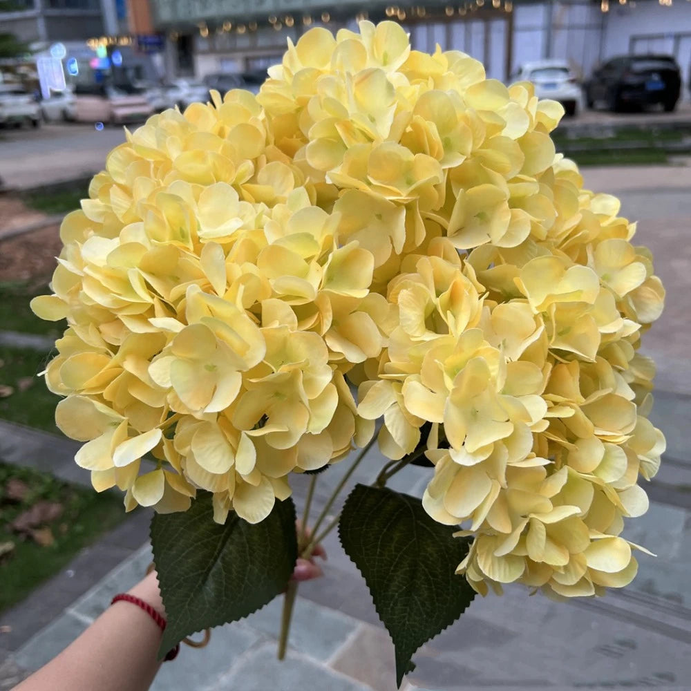 Artificial hydrangea flower bouquet - 5 heads decorative faux flowers