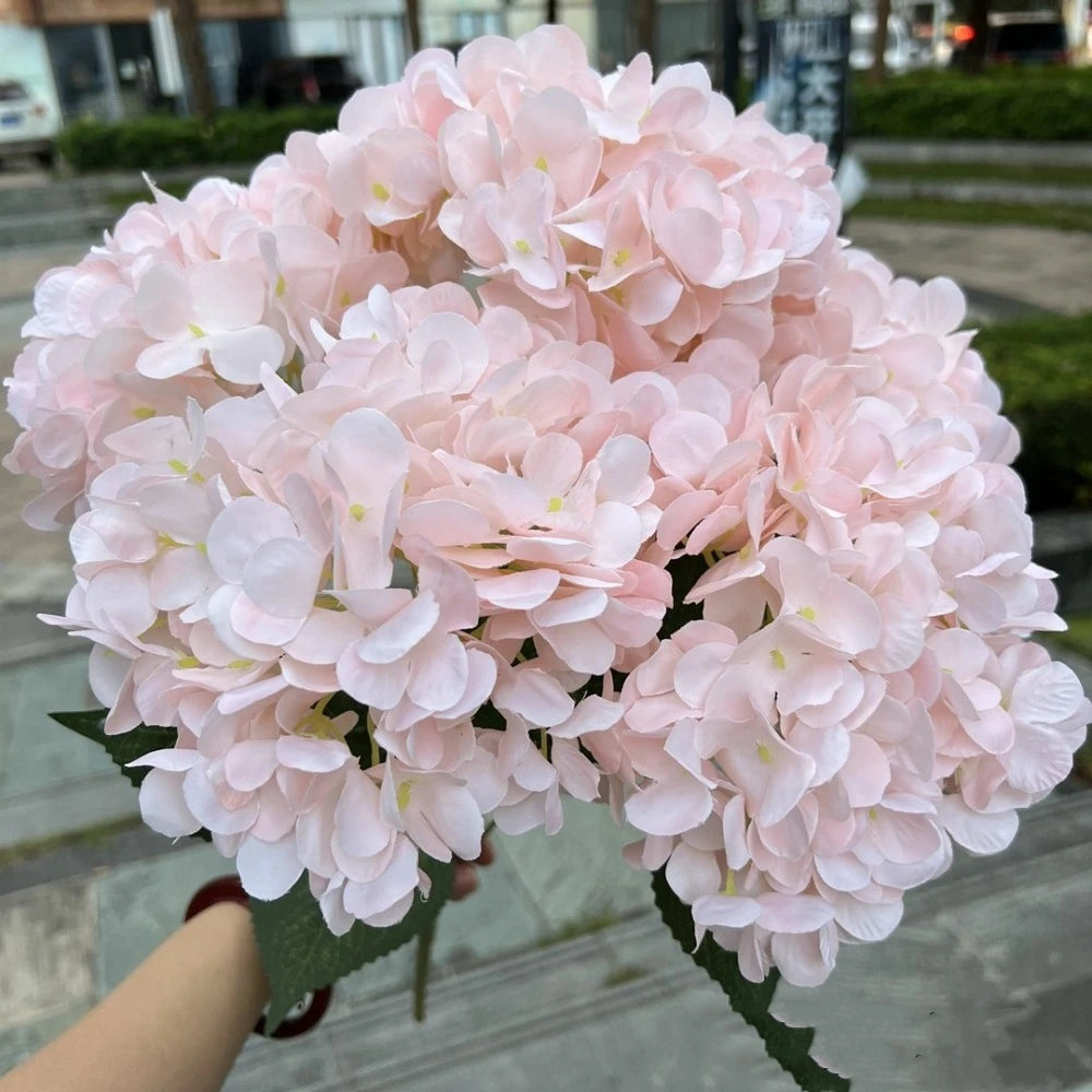 Artificial hydrangea flower bouquet - 5 heads decorative faux flowers