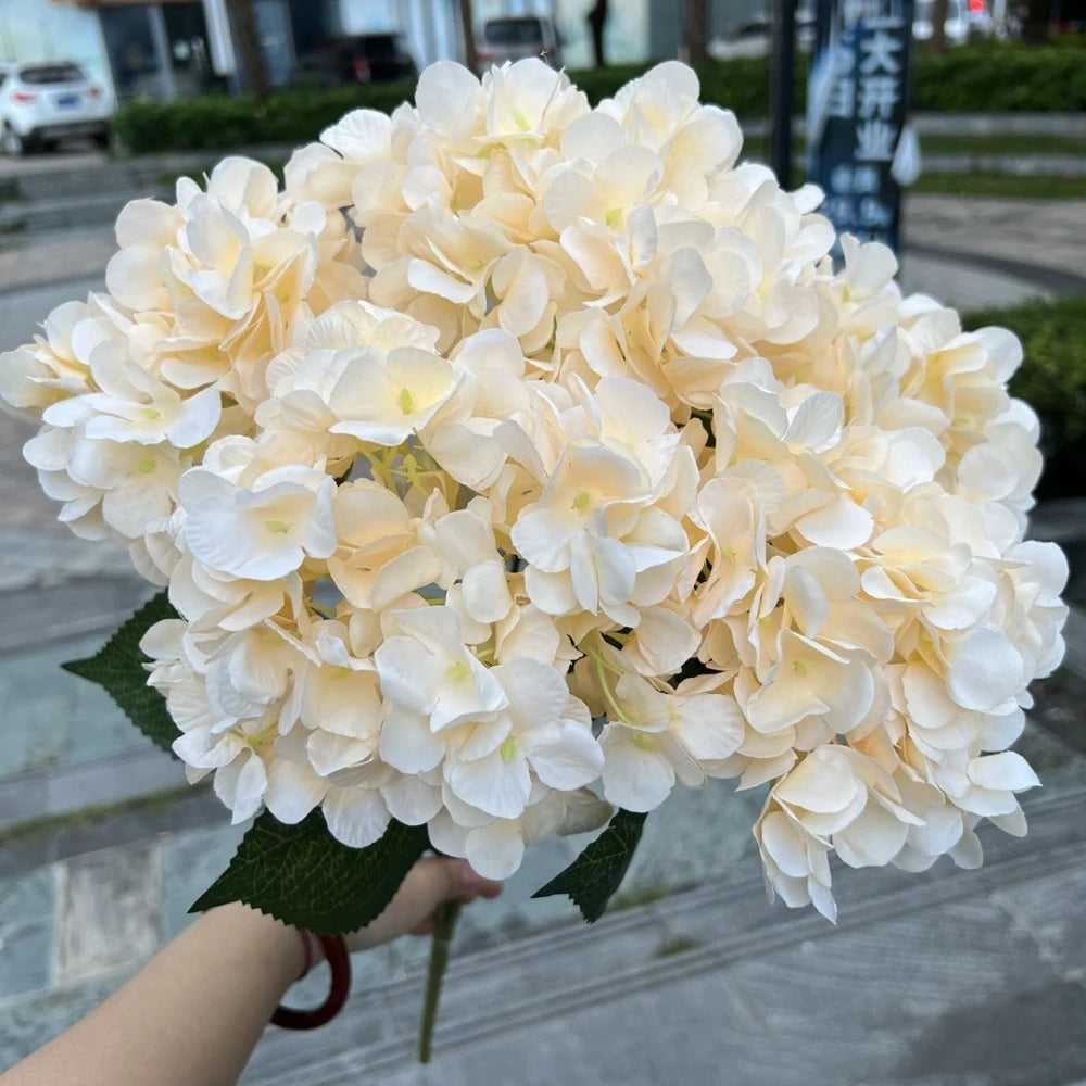 Artificial hydrangea flower bouquet - 5 heads decorative faux flowers